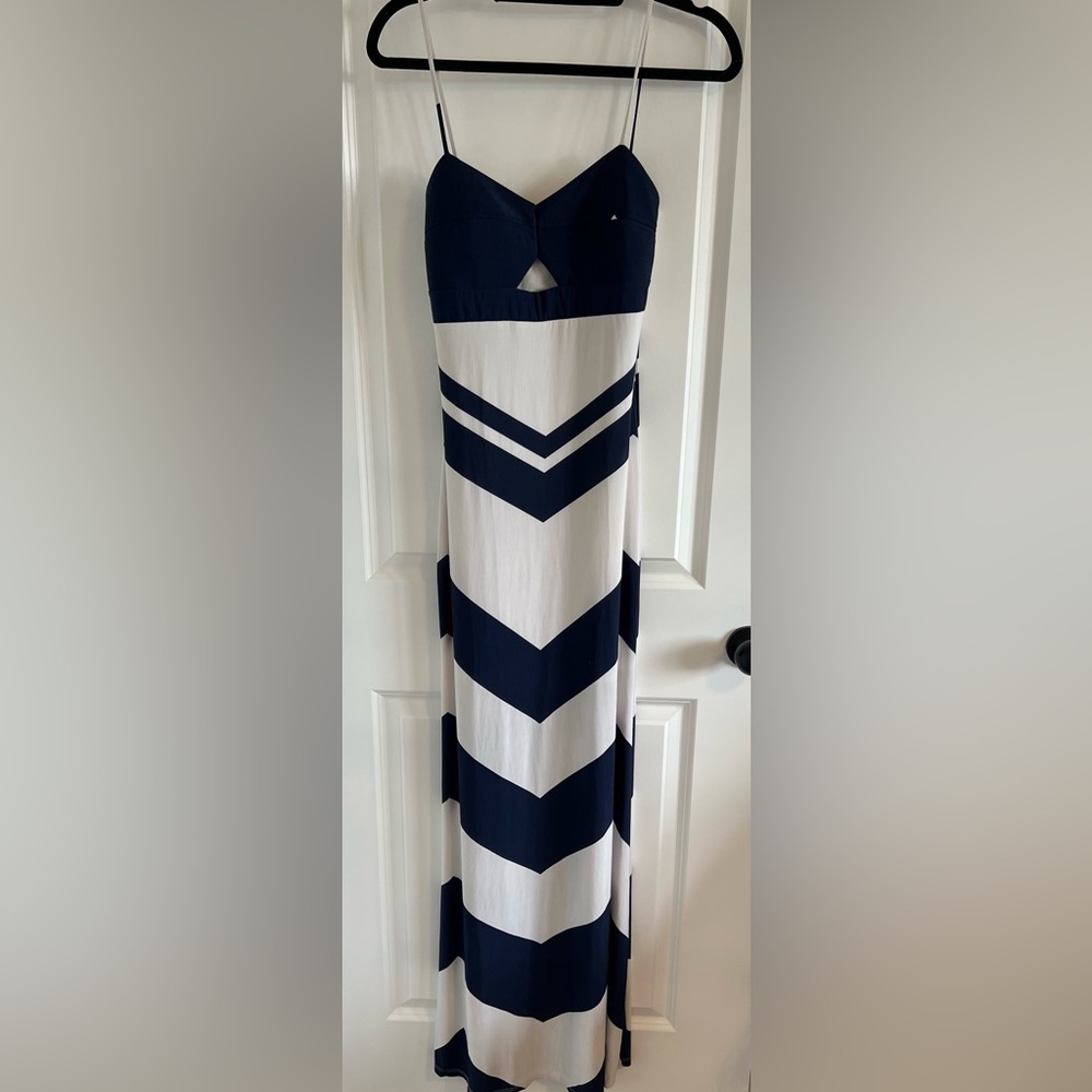 Vici - Navy/White Chevron Dress - Medium 💙